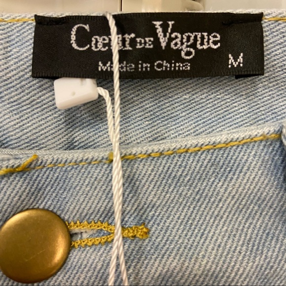 Jeans - Picture 11 of 12